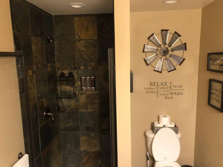 קלוג Penthouse Mountain Haven With Community Spa Room מראה חיצוני תמונה