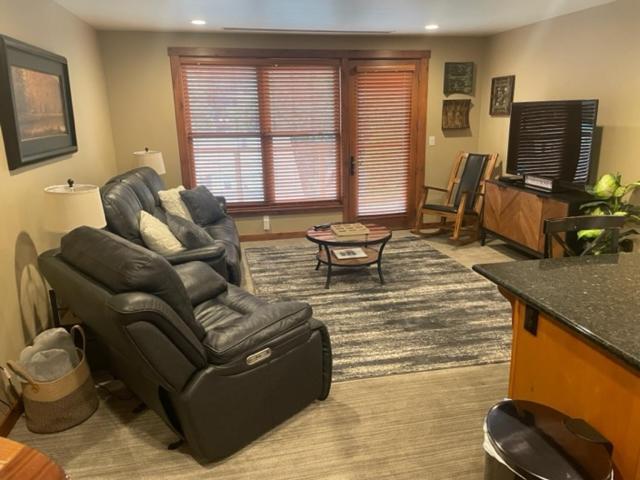 קלוג Penthouse Mountain Haven With Community Spa Room מראה חיצוני תמונה